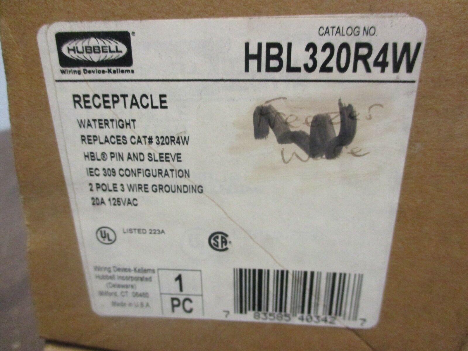 Hubbell Watertight Receptacle HBL320R4W 20A 125V 2P 3W New Surplus