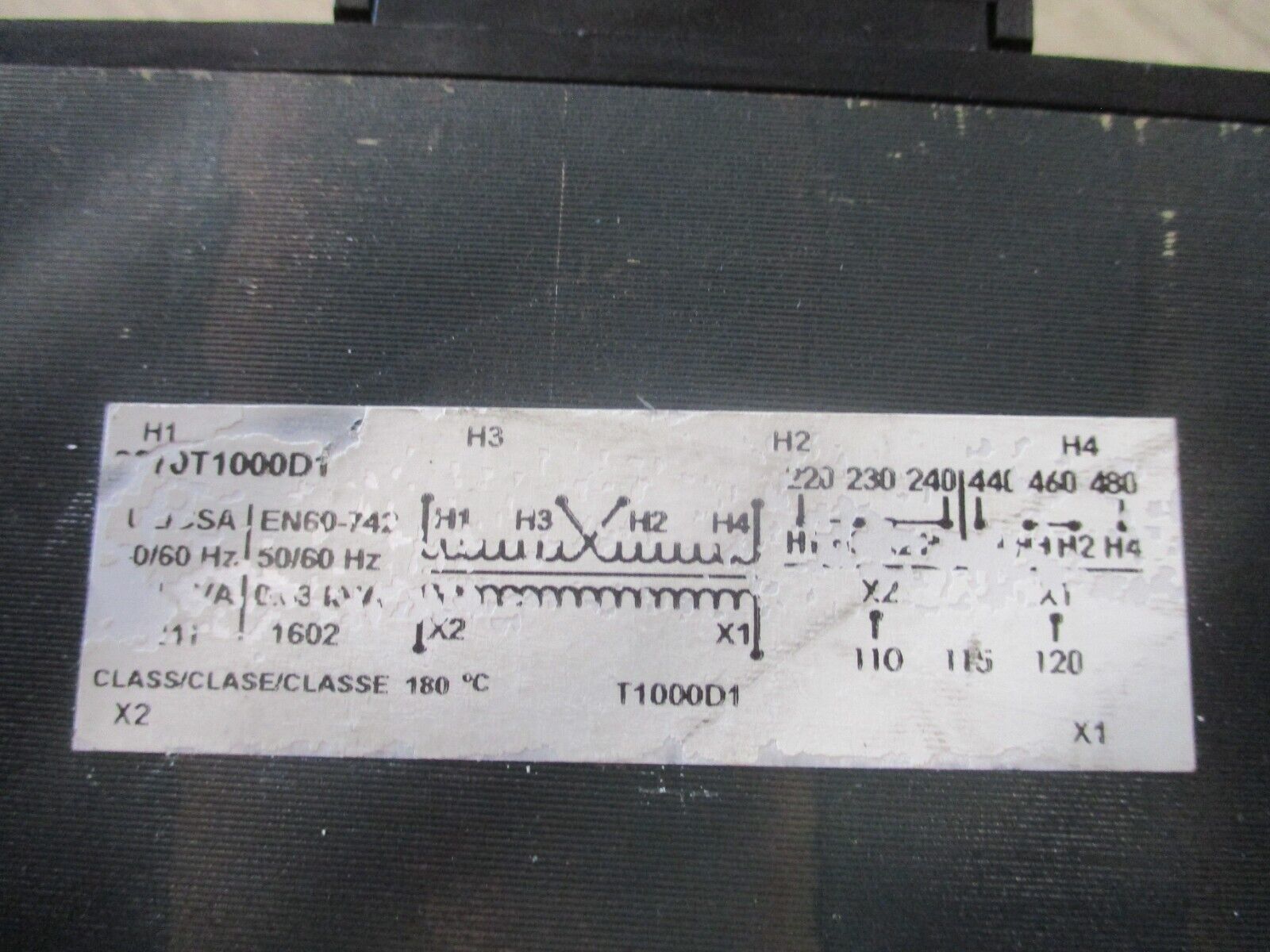 Square D Transformer 9070T1000D1 1KVA Pri:240/480, Sec: 120V Used