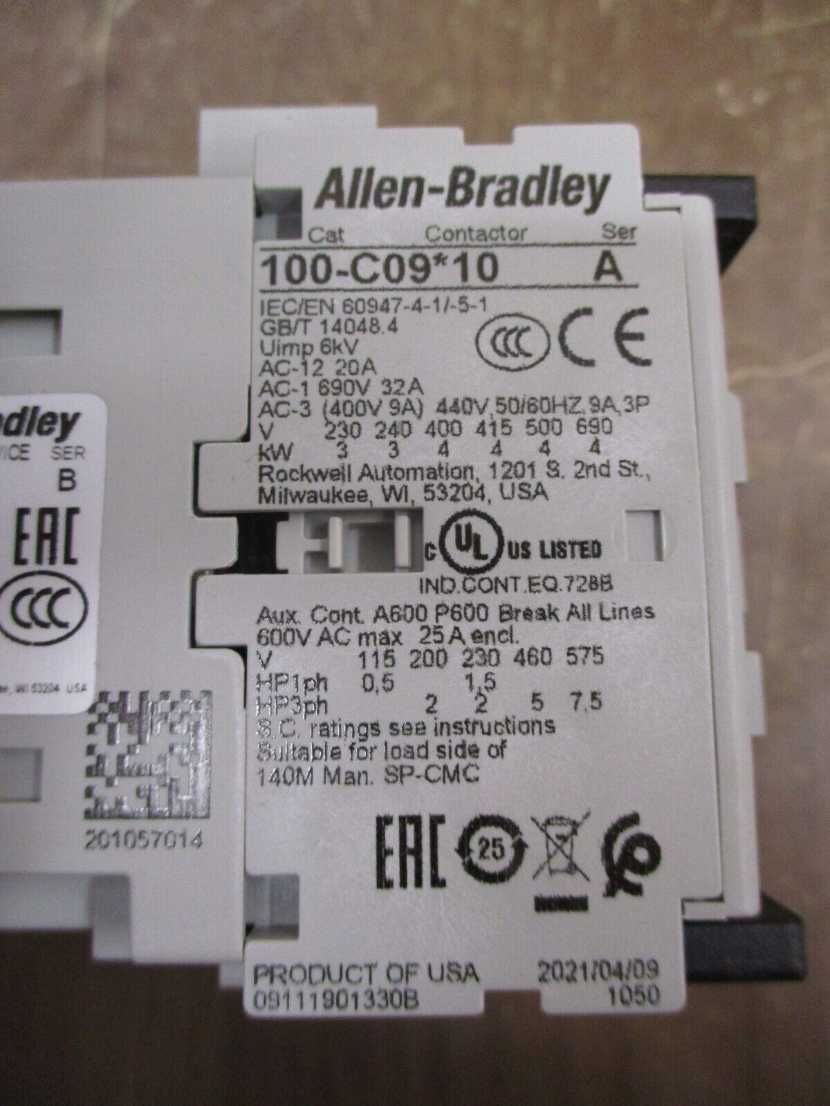 Allen-Bradley Reversing Contactor 104-C09D22 Ser. B 120V Coil New Surplus