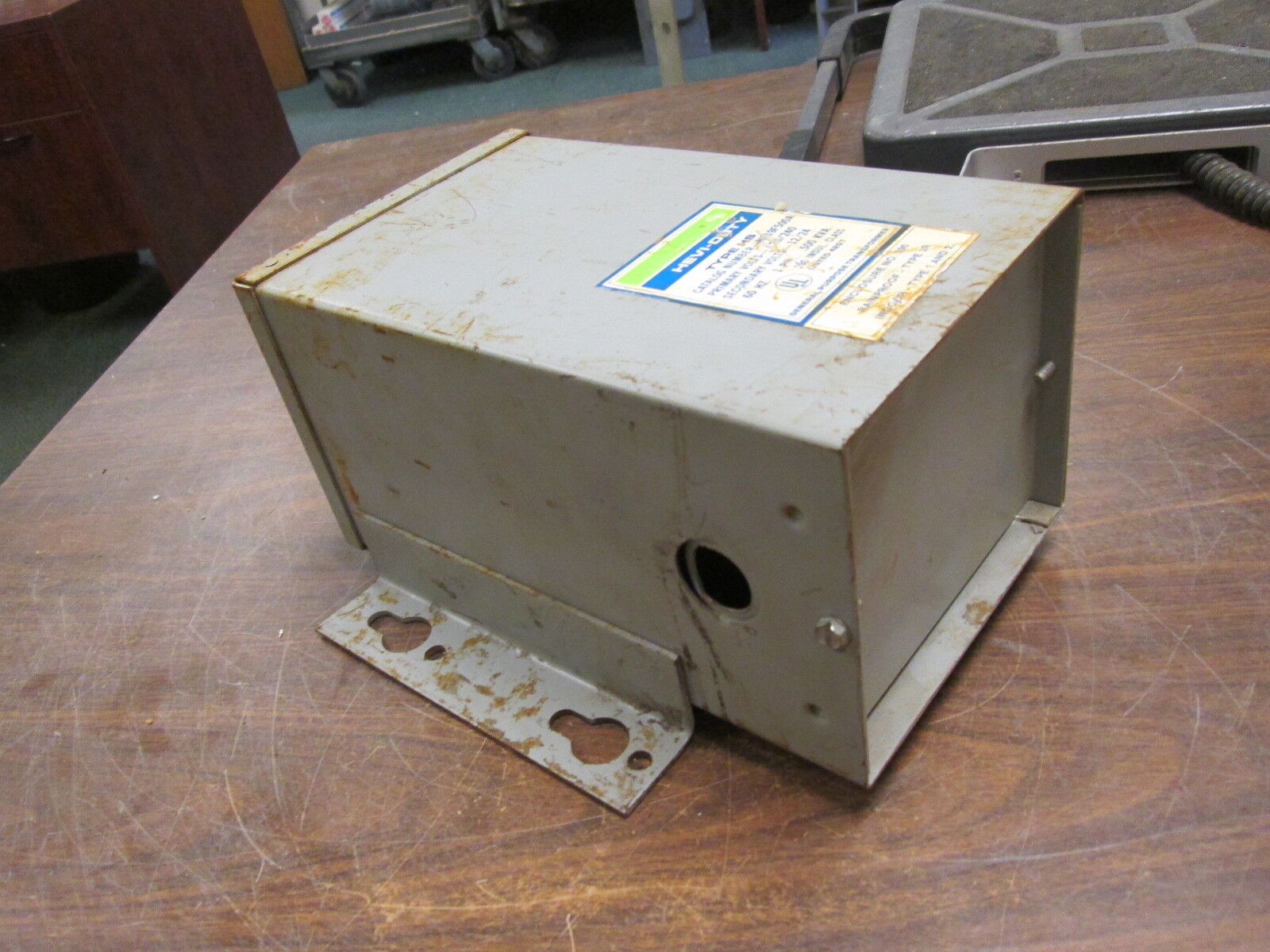 Hevi-Duty Type HS Transformer HS19F500A 0.500KVA Pri:120/240V Sec:12/24V 1Ph