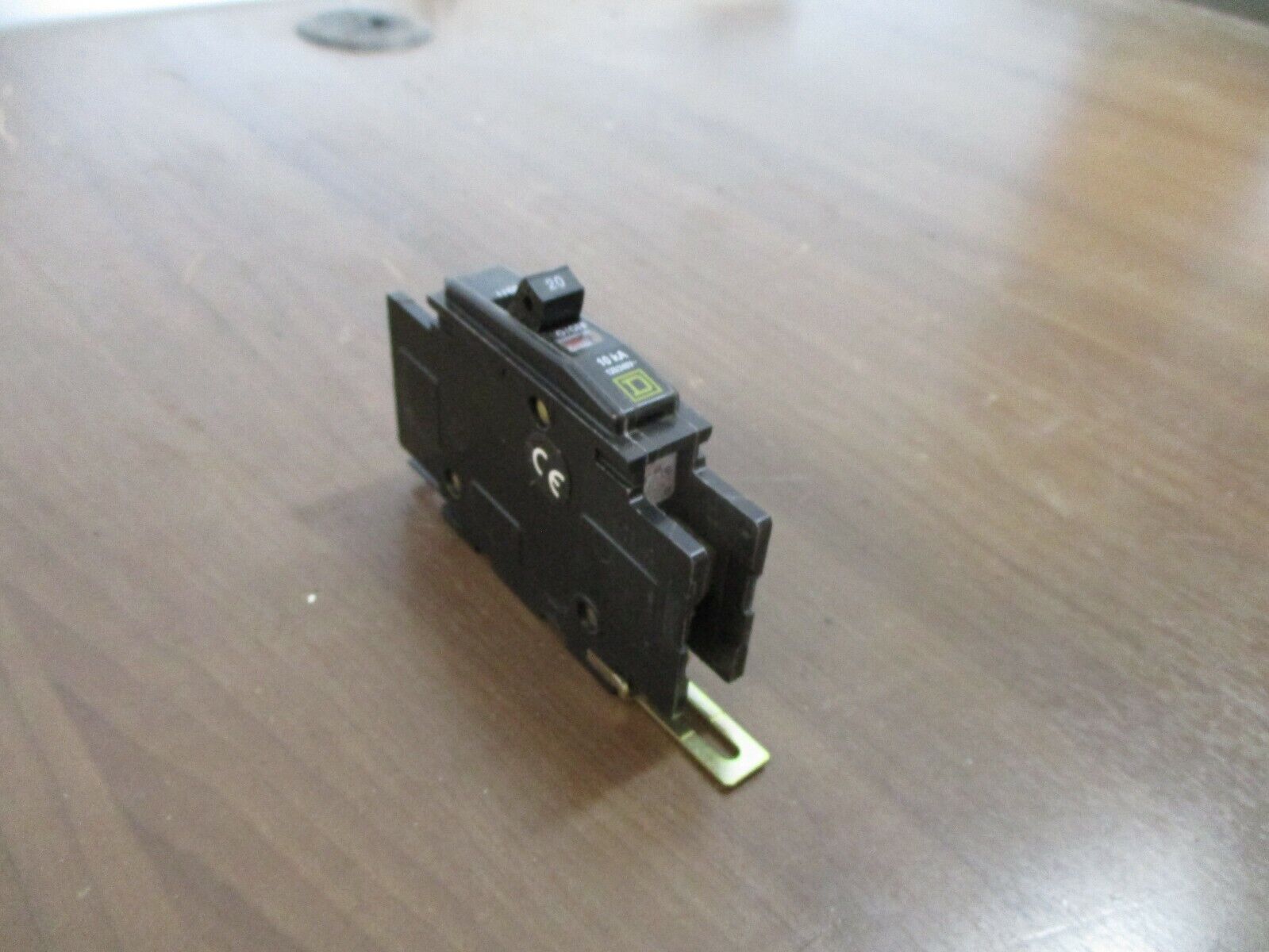 Square D QO Circuit Breaker QOU120 20A 120/240V 1P New Surplus