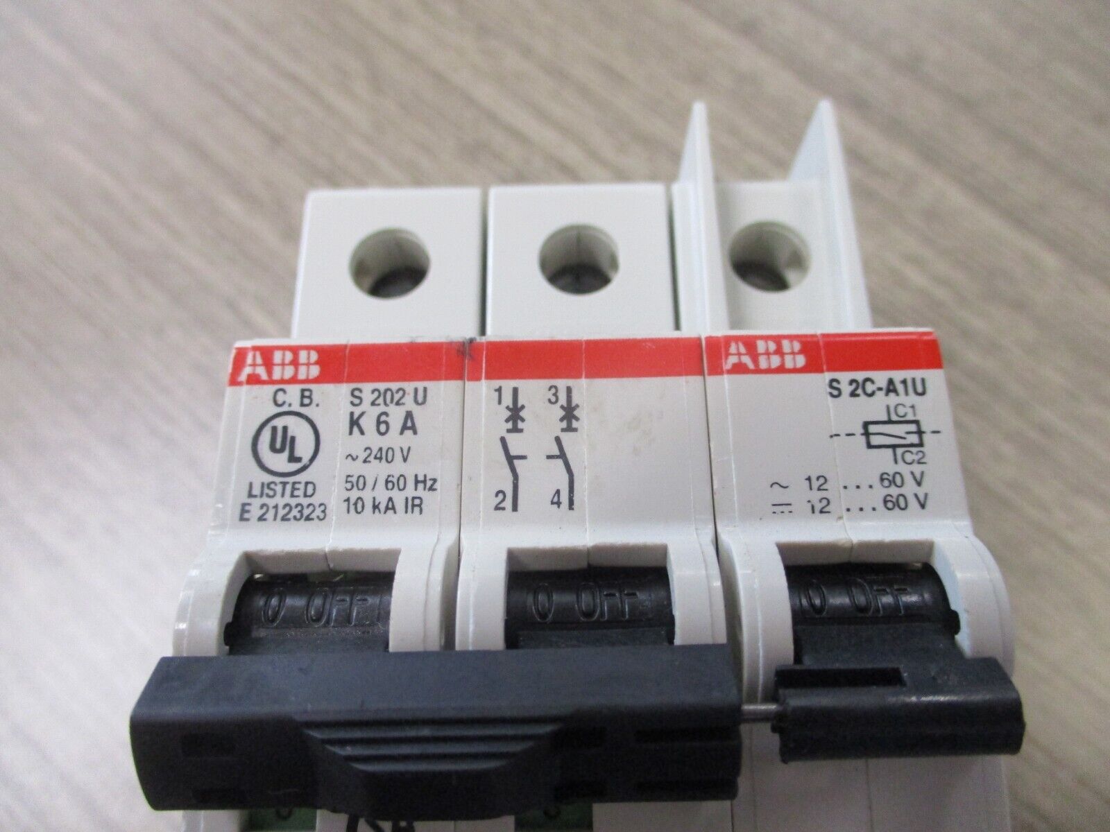 ABB Circuit breaker w/Adderpole S202UKGA 240V 6A 3P used