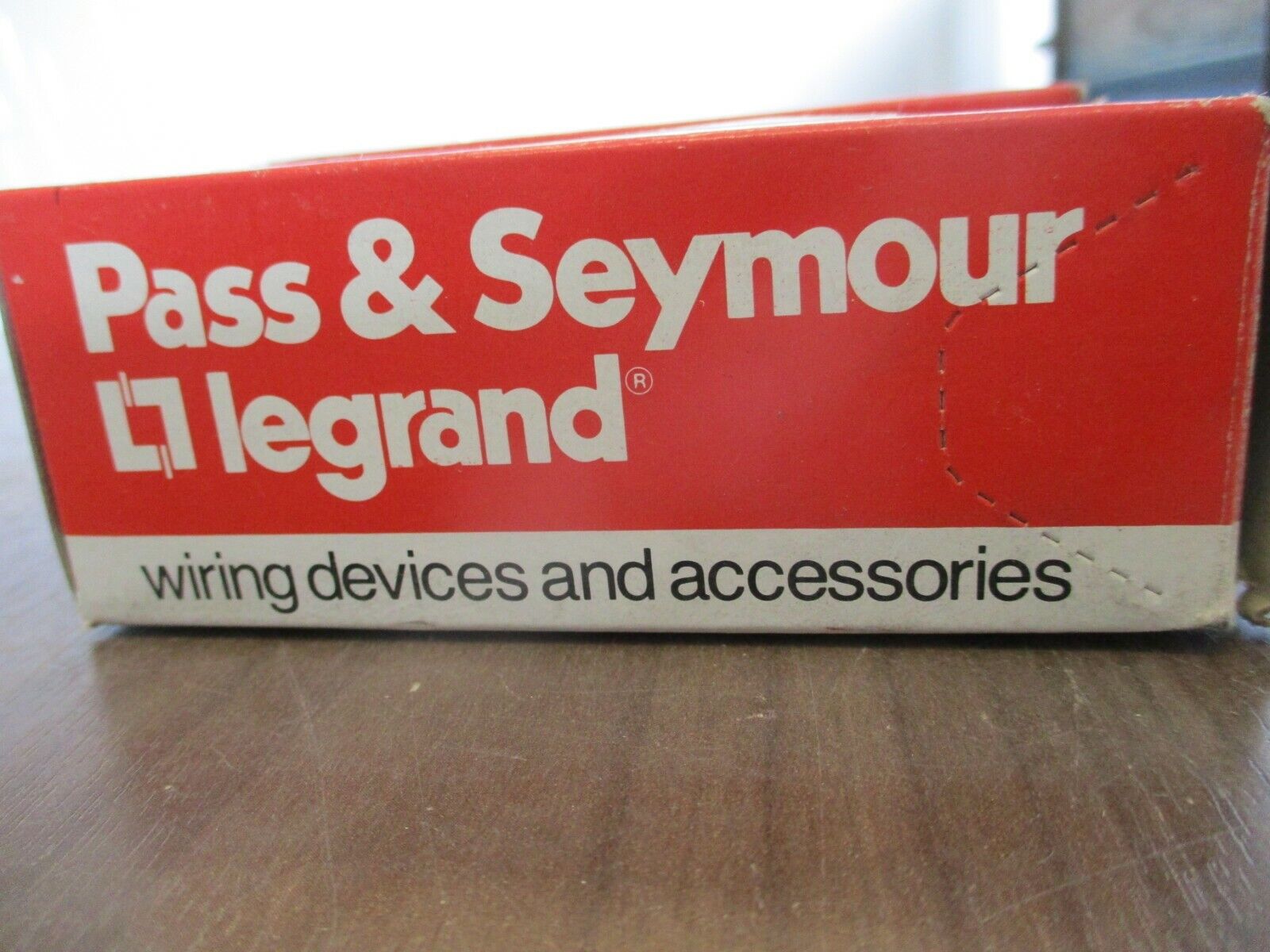 Pass & Seymour Legrand Receptacle 7582 15@125V 10A@250V *Lot of 2* New Surplus