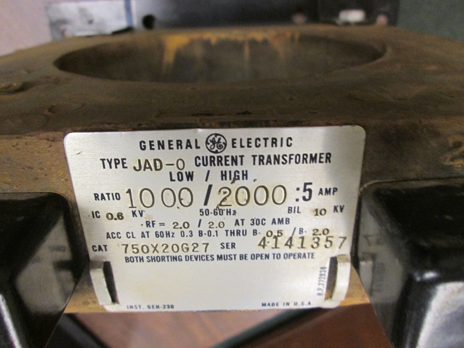 GE Type JAD-0 Current Transformer 750X20G27 1000/2000:5A 10KV BIL 50-60Hz Used