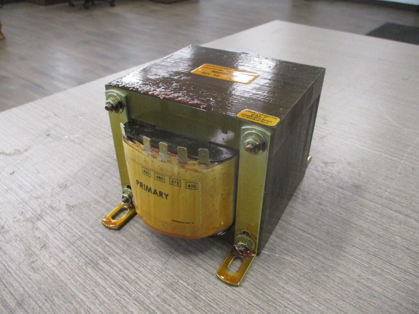 Liebert Transformer 12-817916-00 Rev. 10 Pri :  460/480-575-600 V Used