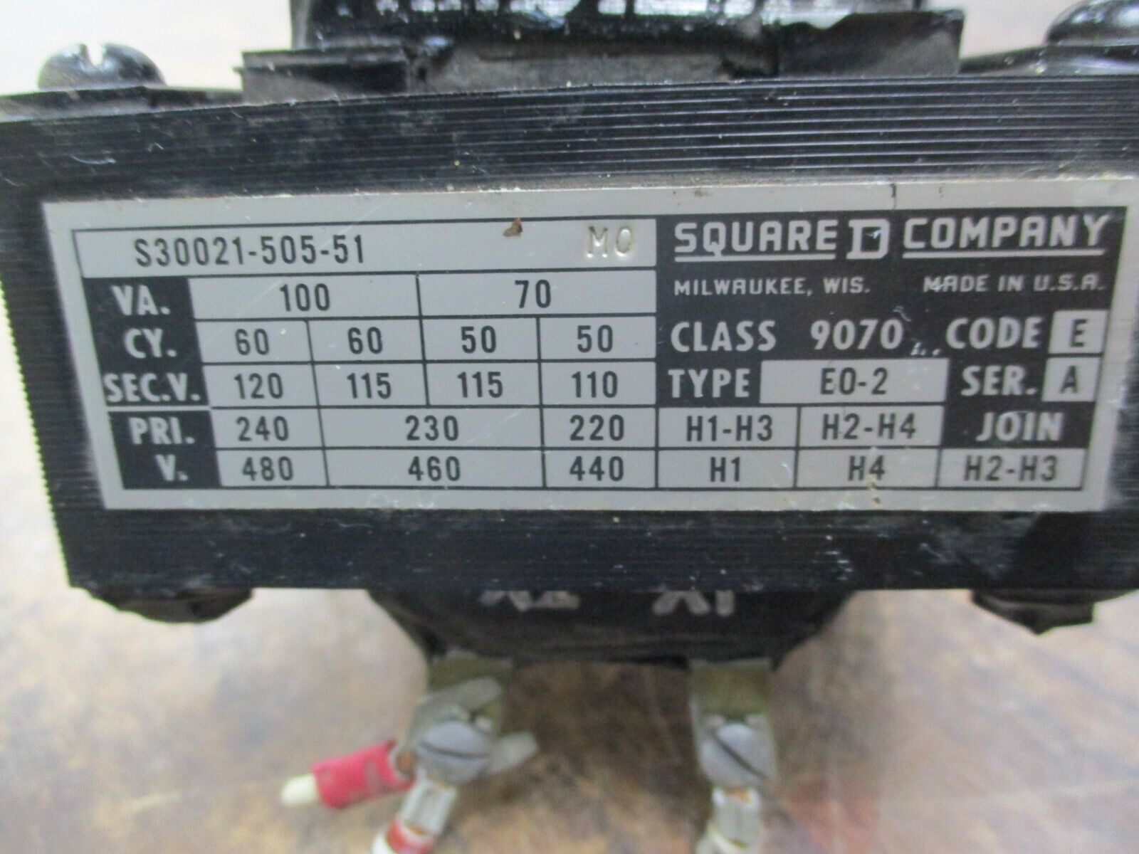 Square D Transformer 9070 E0-2 Ser. A 100VA Pri: 240/480V Sec: 120V Used