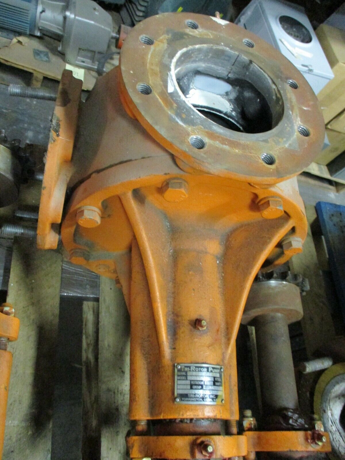 Tri-Rotor Solid Head Pump 220TSM 125PSI 125-520RPM 58-240GPM Used