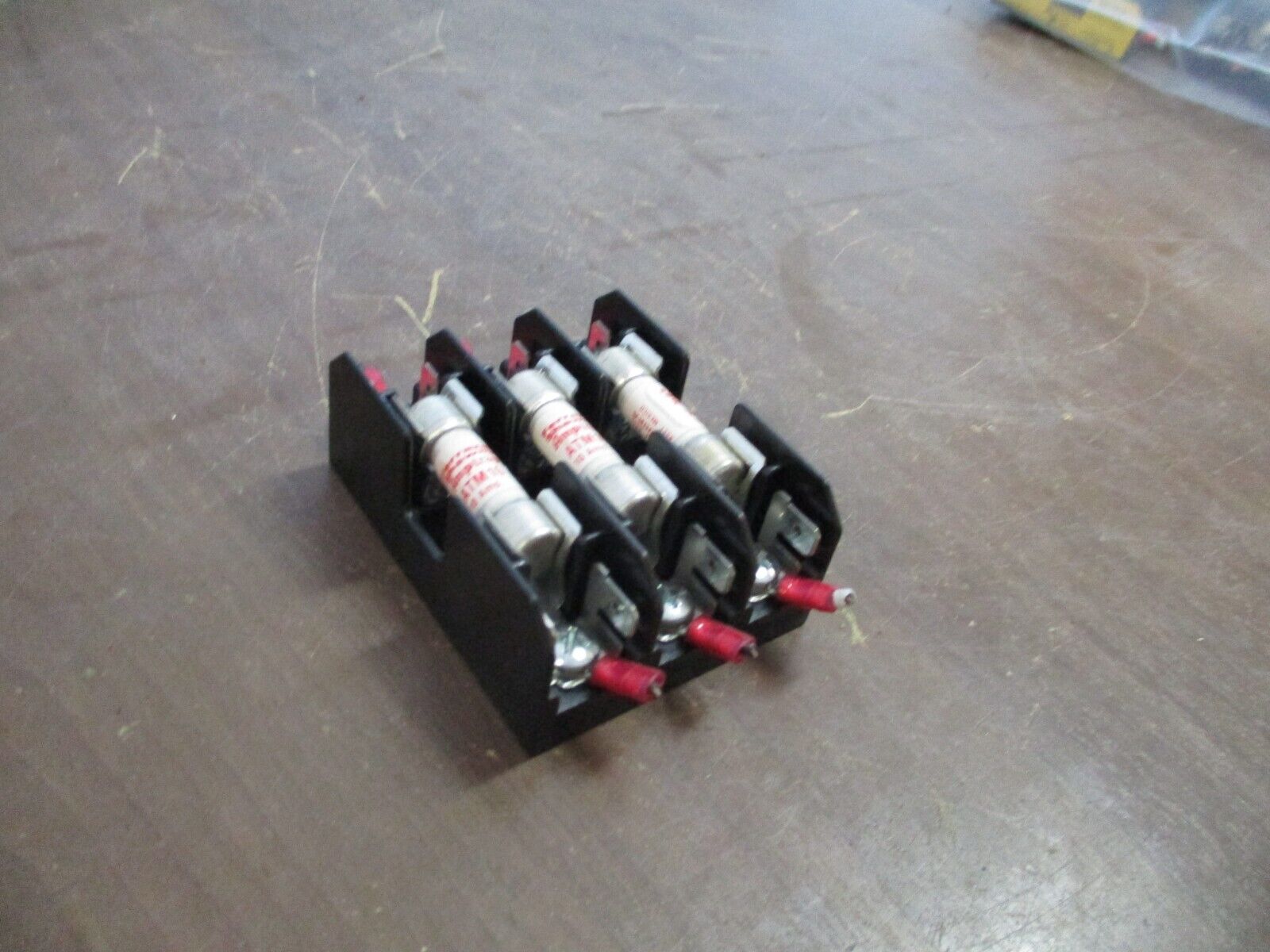 Buss Fuseholder BM6033SQ 30A 600V 3P w/ (3) 10A Fuses Used