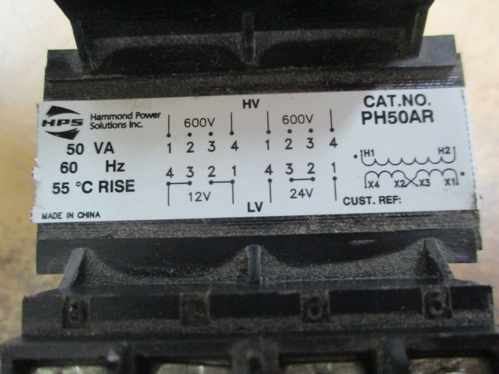 Hammond Transformer PH50AR 50VA Pri:600V Sec:12/24V 60Hz Chipped Insulator Used