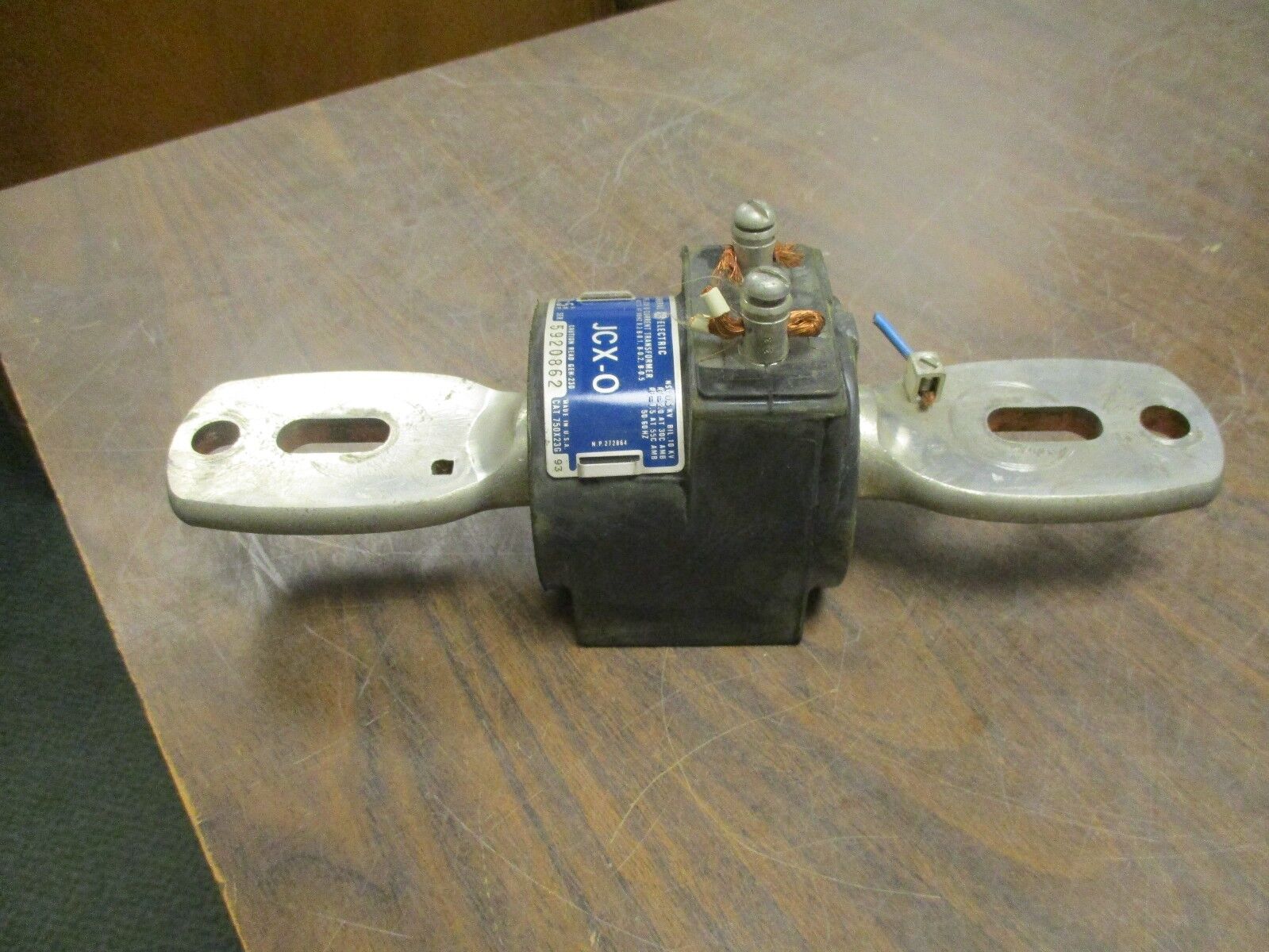 GE Type JCX-0 Current Transformer 750X23G Ratio 600:5A 10 KV BIL 60Hz Used