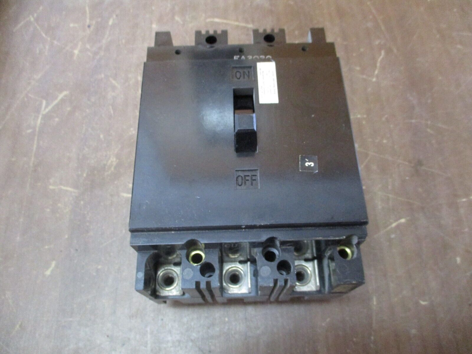 Westinghouse Circuit Breaker EA3030 30A 240V 3P Used