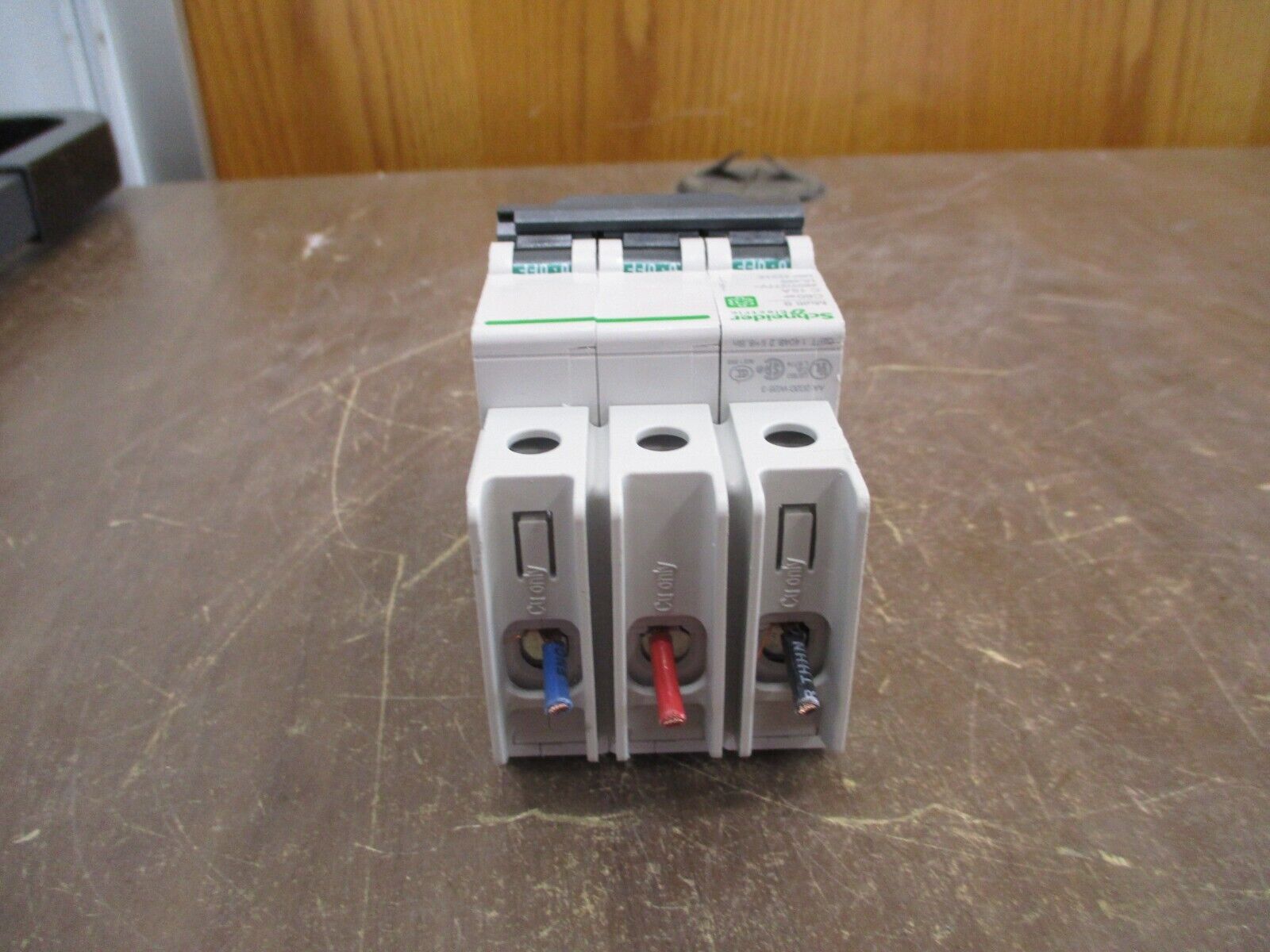 Schneider Electric Multi 9 Circuit Breaker M9F42315 15A 480Y/277V 3P Used