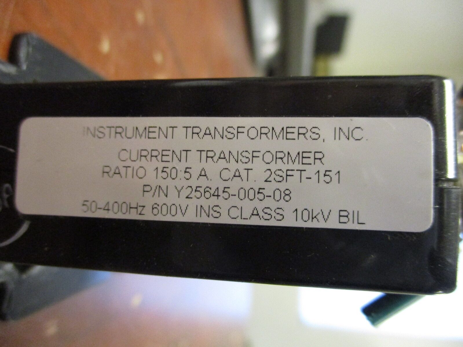 Instrument Transformers Current Transformer 2SFT-151 Ratio 150:5A 600V 50-400Hz