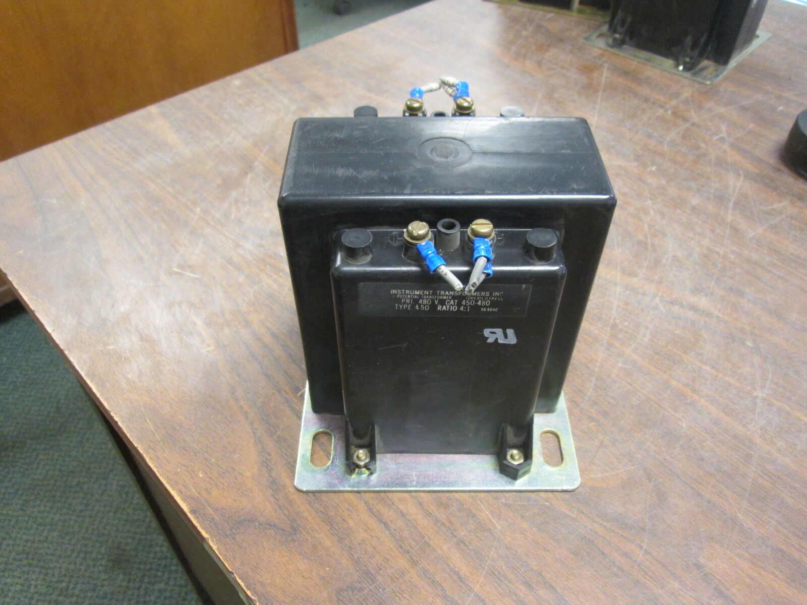 Instrument Transformers Potential Transformer 450-480 Ratio 4:1 Pri:460V 50-60Hz