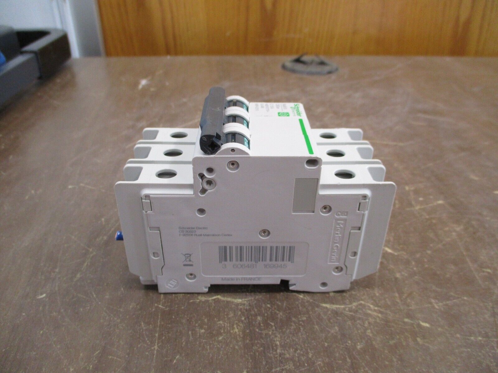 Schneider Electric Multi 9 Circuit Breaker M9F42315 15A 480Y/277V 3P Used