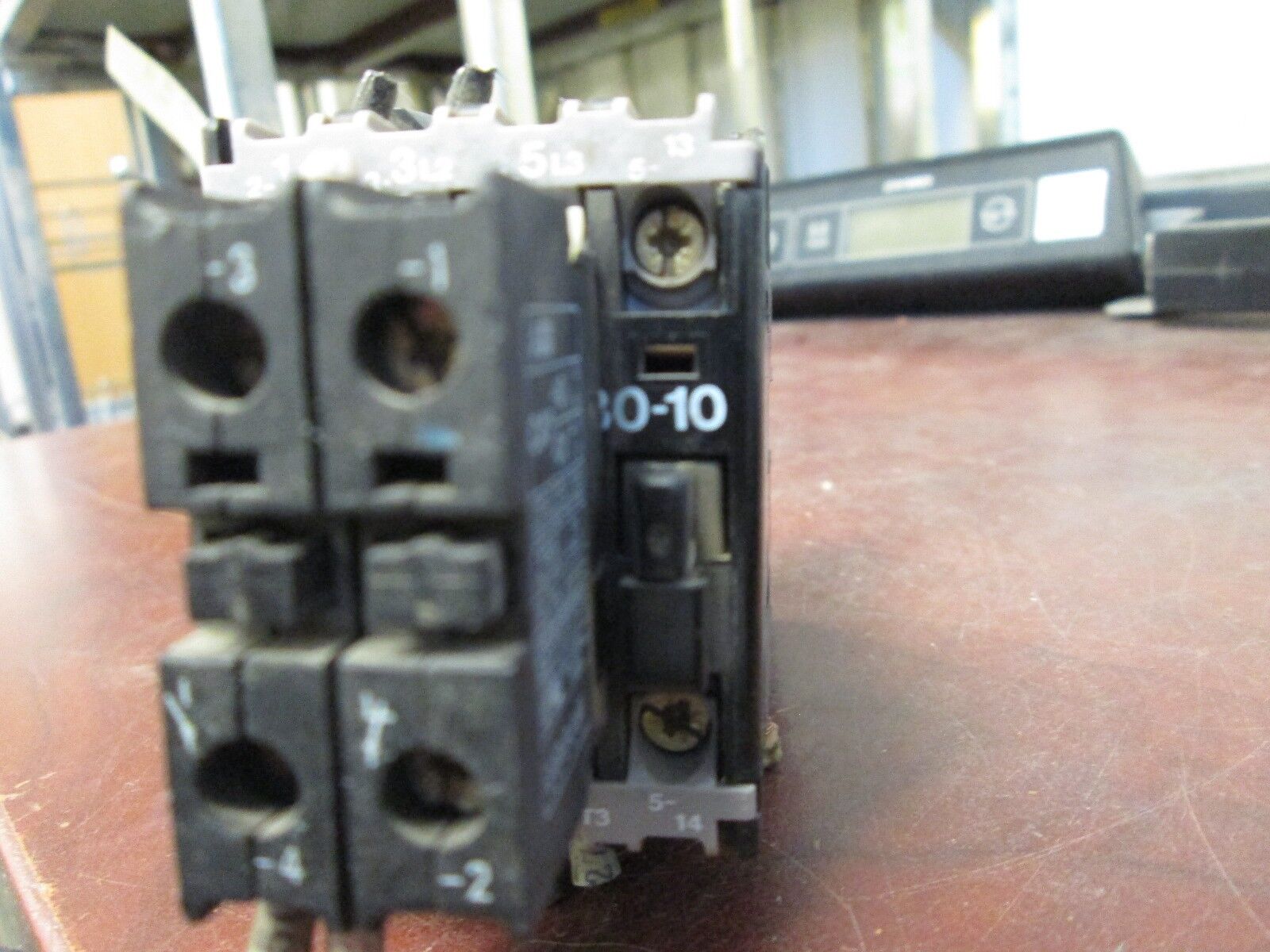 ABB Contactor D12-30-10 120V Coil 24A Used