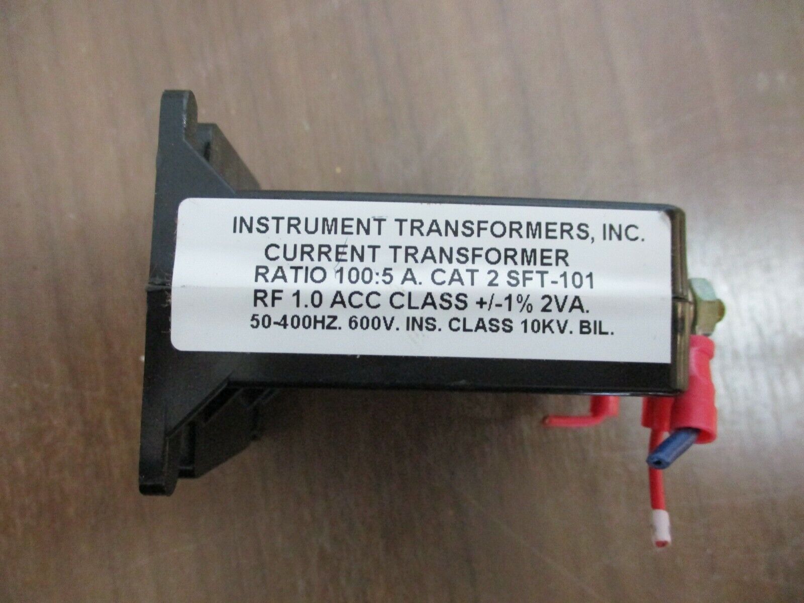 Instrument Transformer Current Transformer 2 SFT-101 Ratio 100:5A 600V 50-400Hz