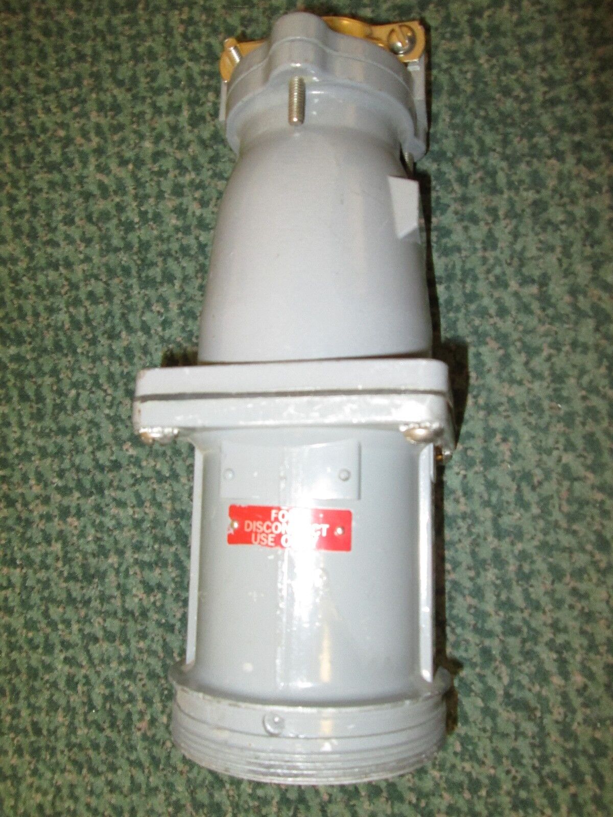 Russellstoll Receptacle B-10572 no cap Used