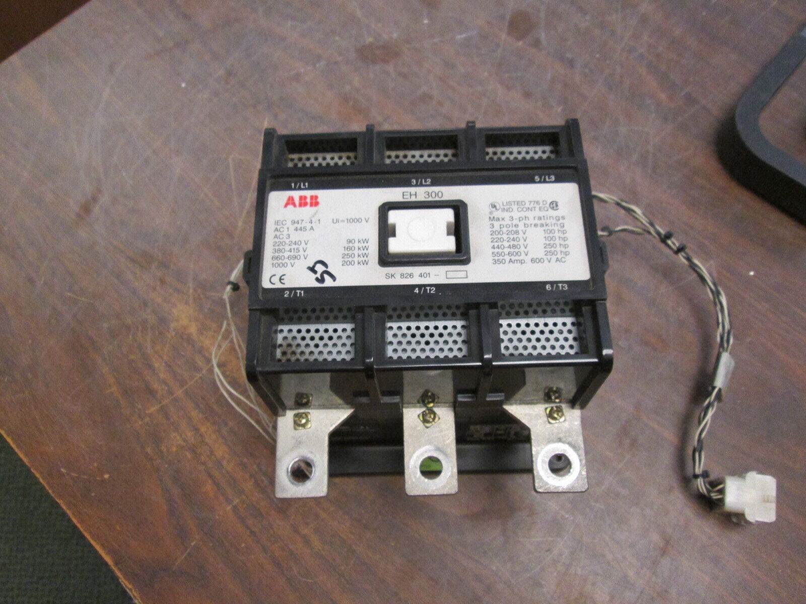 ABB Contactor EH 300C-*L 24VDC Coil 350A 600V Used