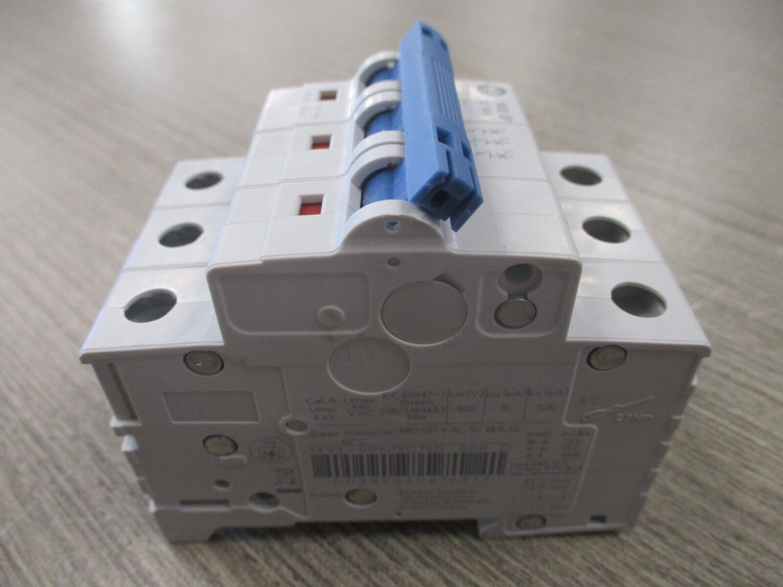 Allen-Bradley Circuit Breaker 1492-SPM3C150 Ser. D 15A 3P New Surplus