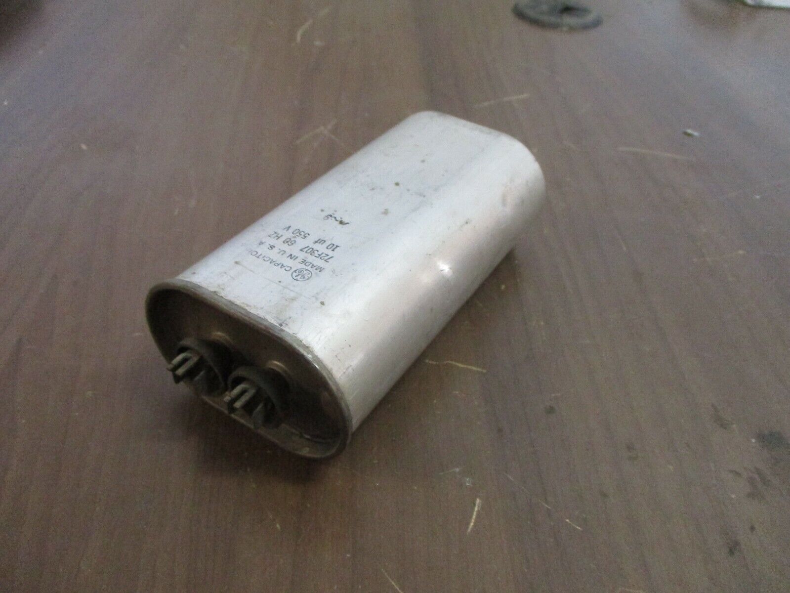 GE Capacitor 72F307 60Hz 10uF 550V Used