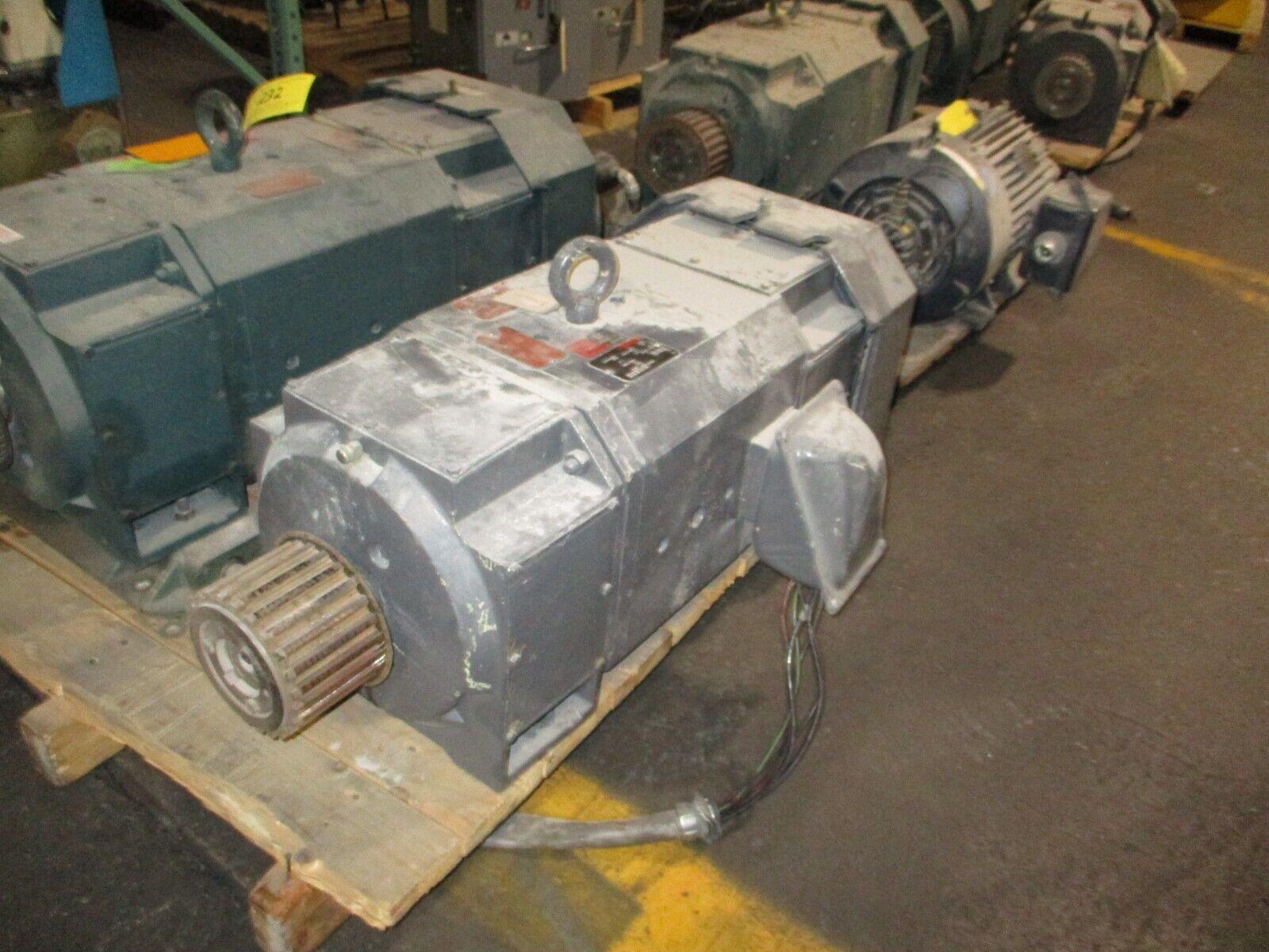 Reliance DC Motor 40HP 1800/2400RPM 500V 65A Used