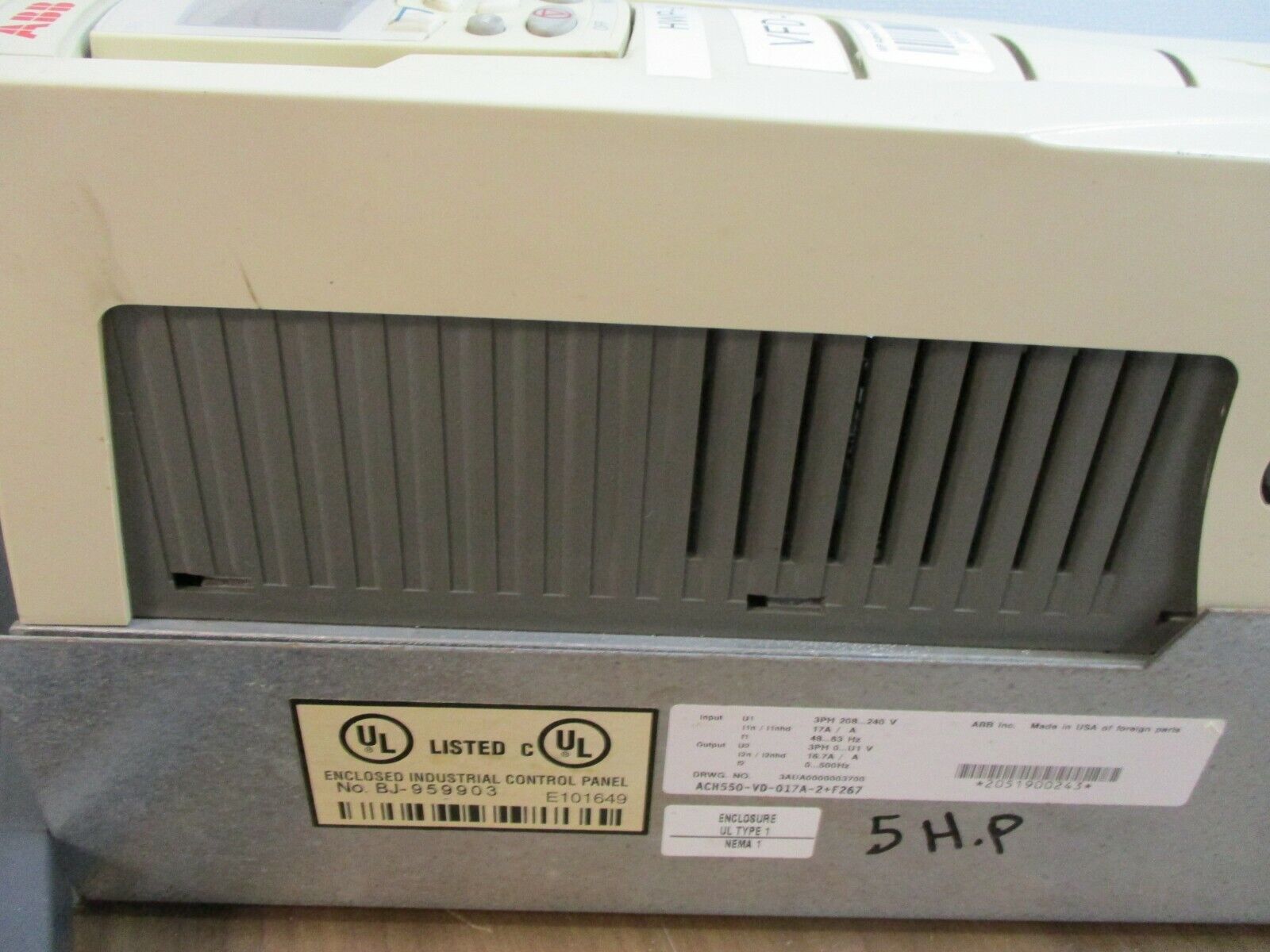 ABB ACH550 AC Drive w/Bypass ACH550-VD-017A-2+F267 5HP 3Ph w/Keypad Used