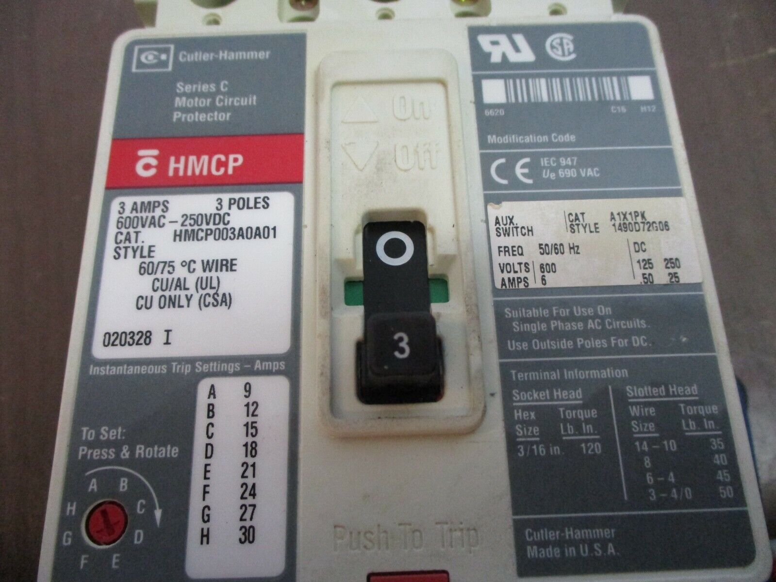 Cutler-Hammer Circuit Breaker w/ Aux HMCP003A0A01 3A 600V 3P Used