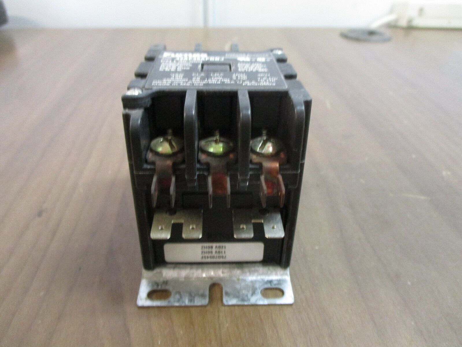 Furnas Definite Purpose Contactor 42AF35AFBBJ 120V Coil 25A 3Ph New Surplus