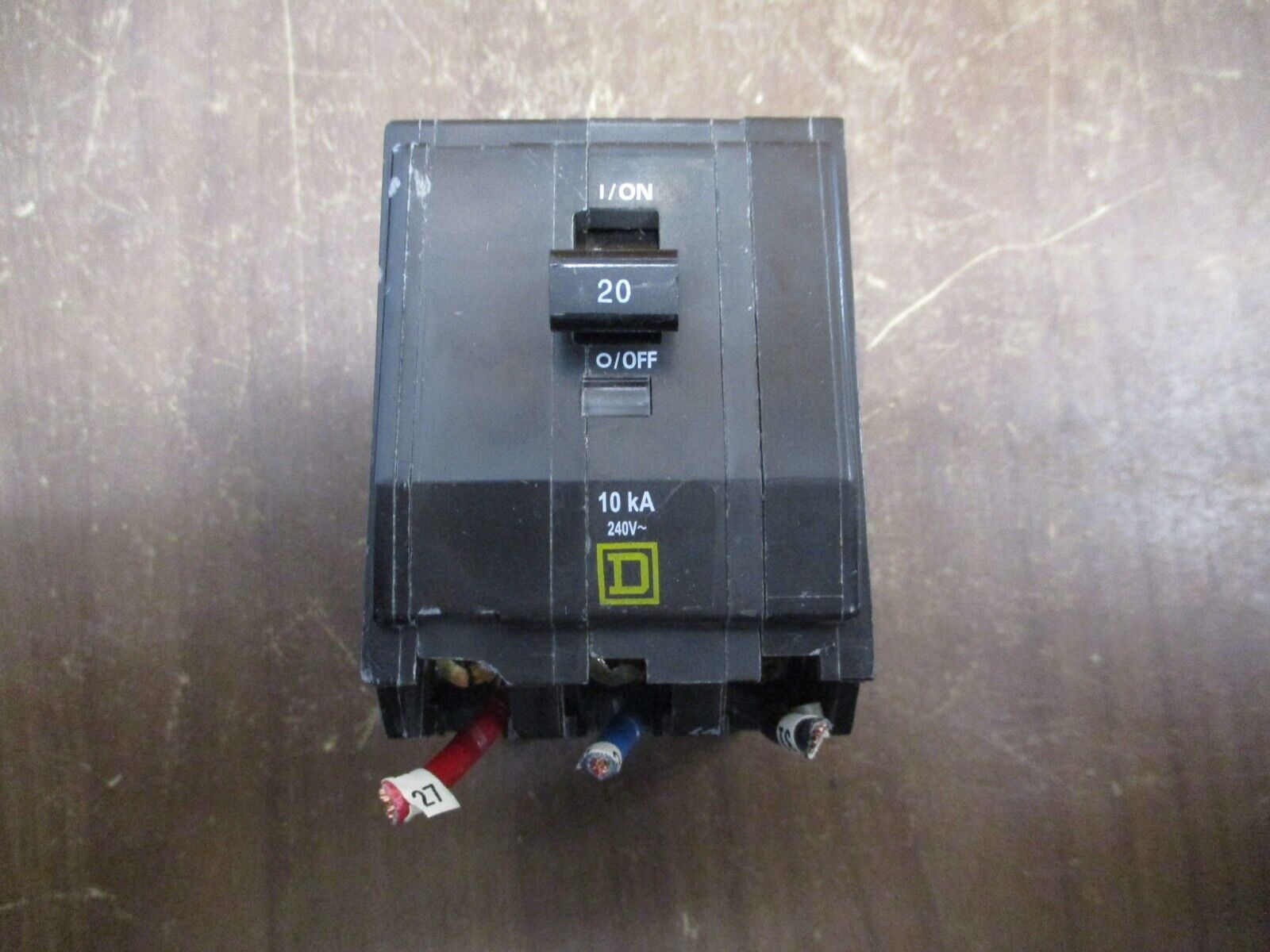 Square D Circuit Breaker QOB320 20A 240V 3P *No Screws* *Chipped* Used