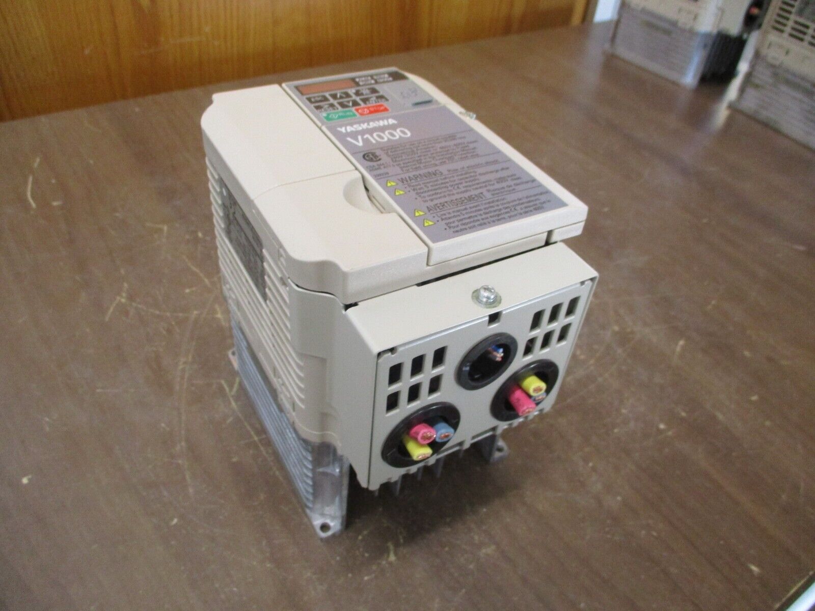 Yaskawa V1000 AC Drive CIMR-VU4A0009FAA Rev. C 5HP 3Ph Used