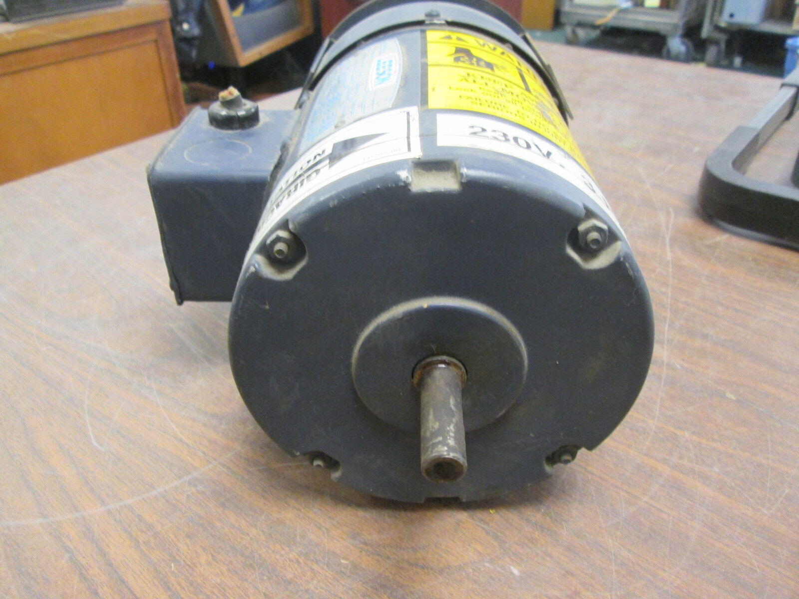 Leeson C4T17FB4B AC Motor 100961.00 ½HP 1725/1425RPM FR: L48 ENCL: TEFC Used