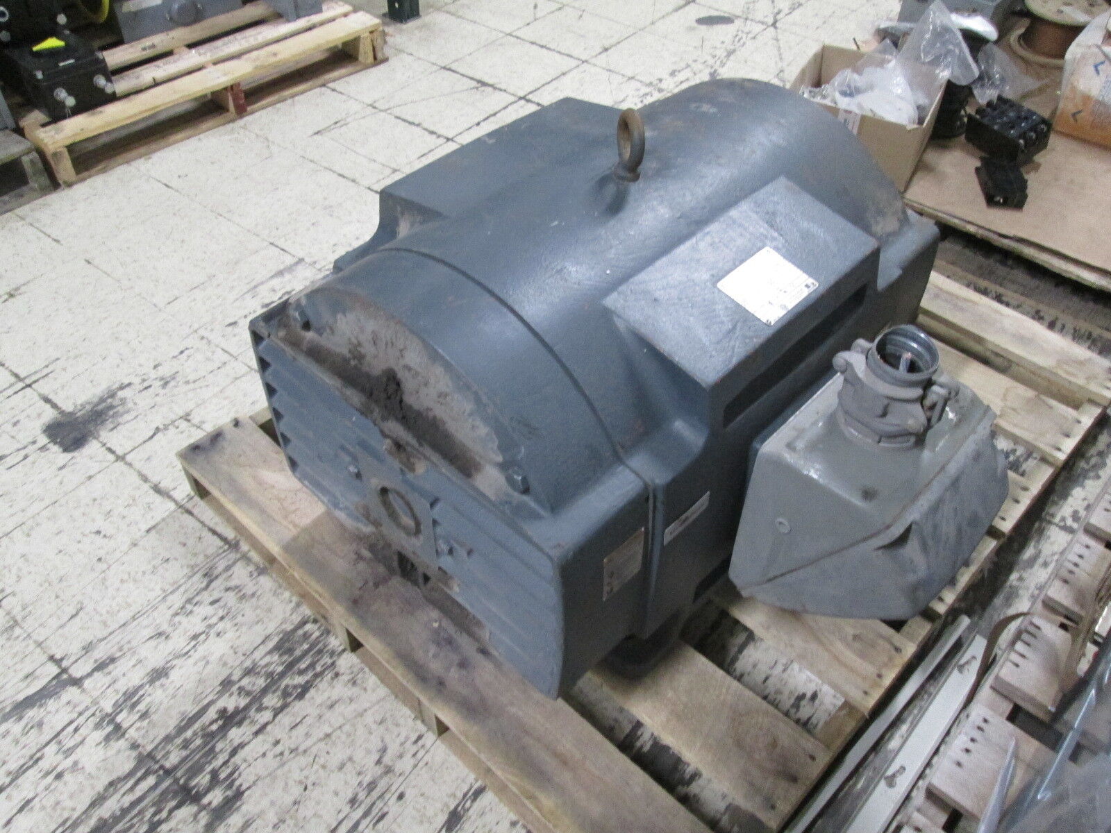 US Motors AC Motor H650B D200E2FS 200HP 1785RPM FR:445TS ENCL:DP 460V 229A Used