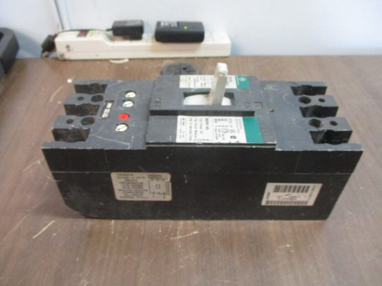 GE Circuit Breaker TFJ236200WL 200A 600V 3P Used