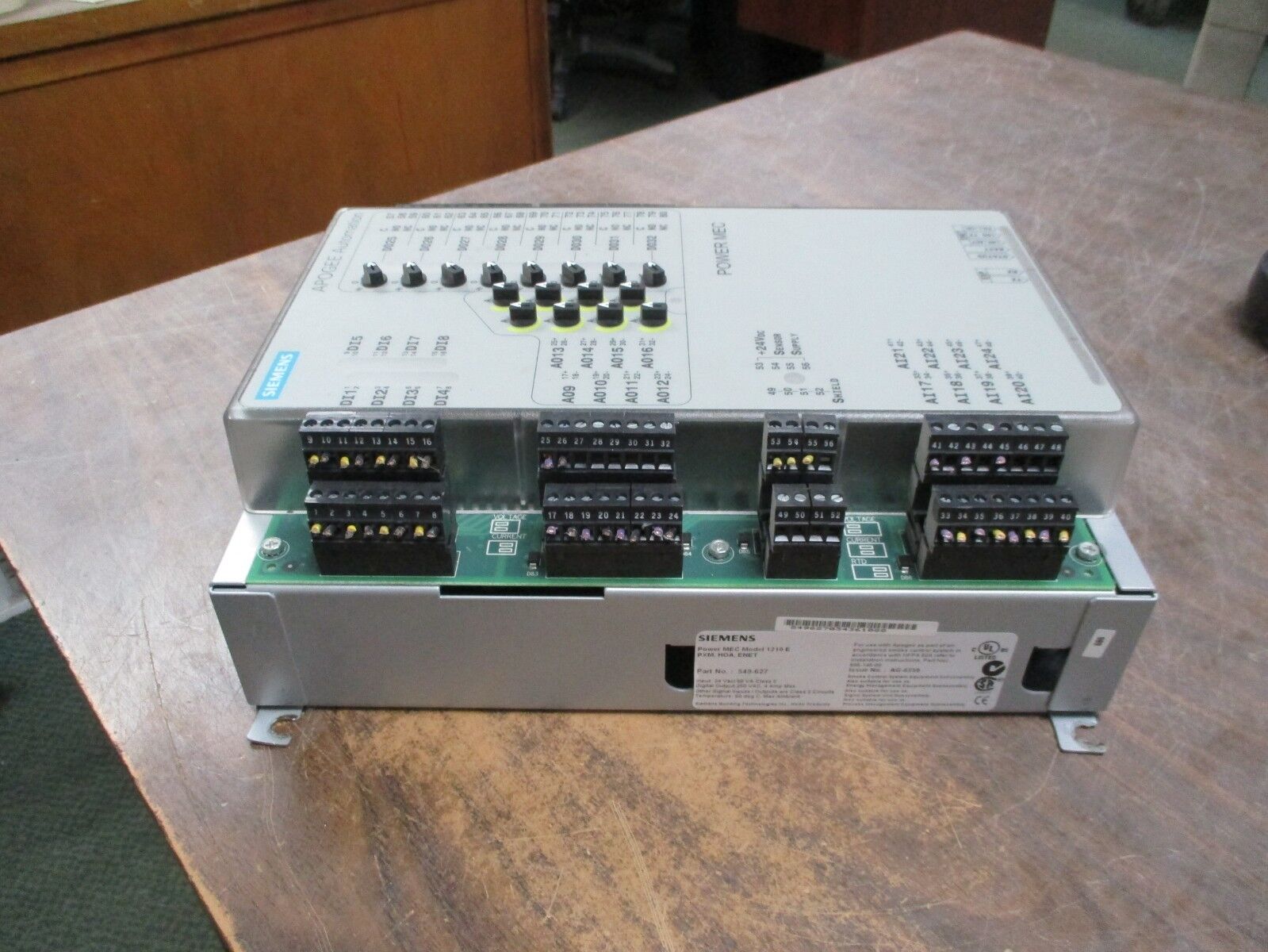 Siemens APOGEE Automation Model 1210 E Power MEC 549-627 PXM, HOA, ENET Used