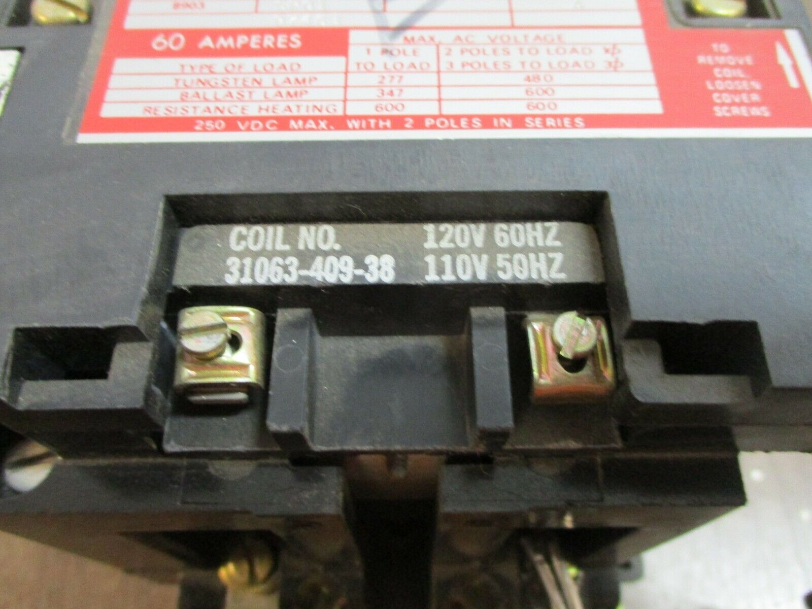 Square D Lighting Contactor 8903 SP01 120V Coil 60A 600V Used