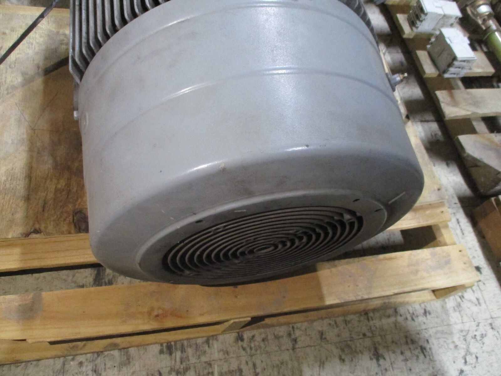 Siemens AC Motor 1LA6 250-2AB91-Z 125HP 440-460V 3600RPM 142-136FLA 93kW 60Hz