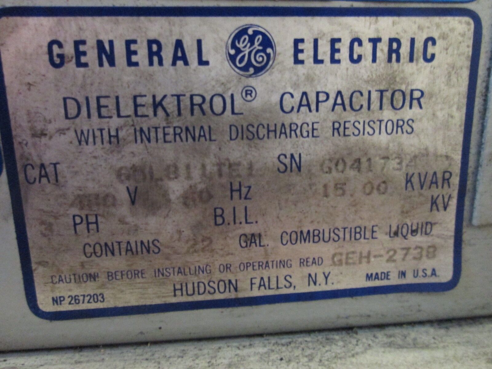 GE Dielektrol Capacitor 65L811TE1 480V 60Hz 15 KVAR 3Ph Used