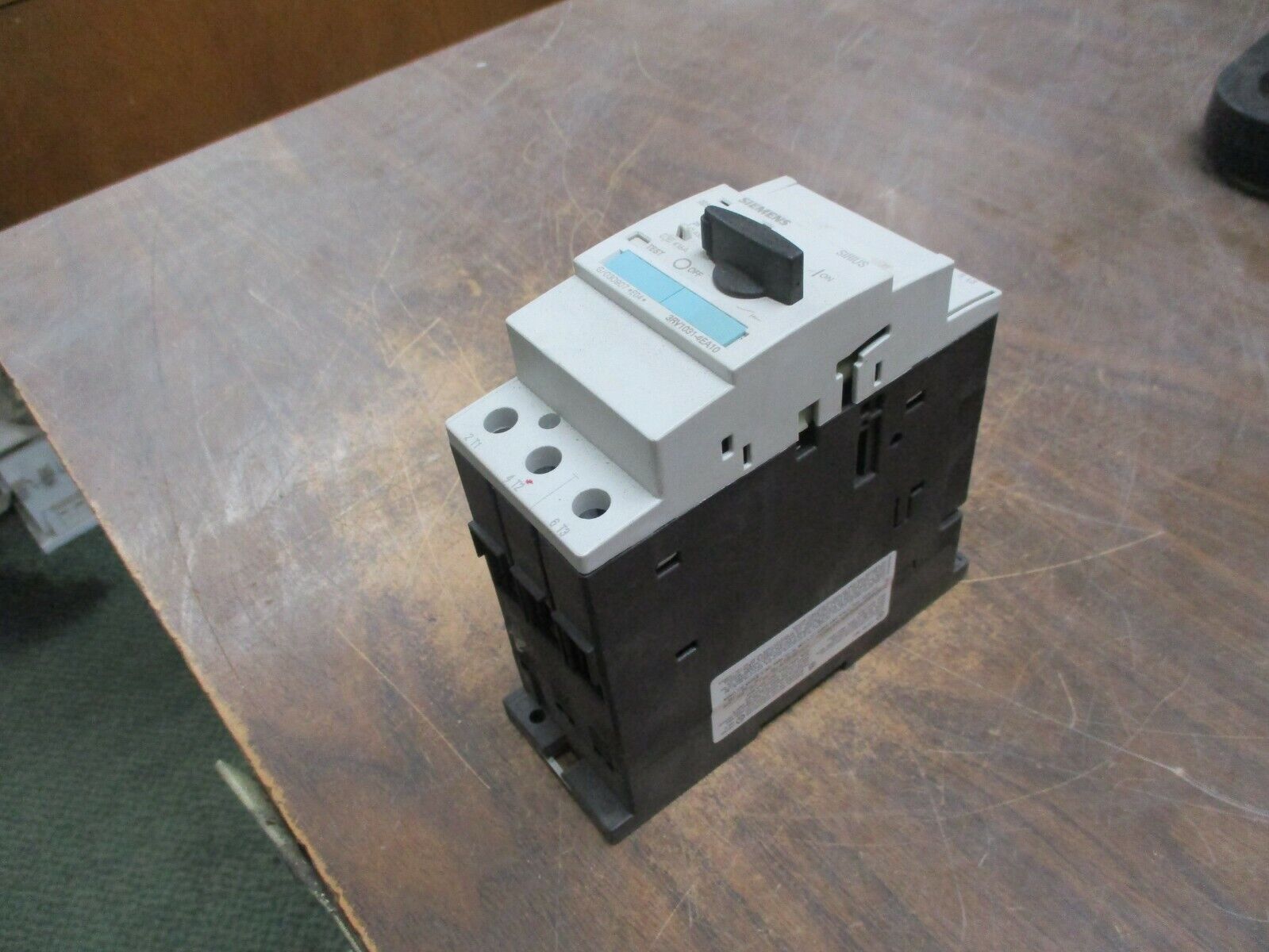 Siemens Sirius Motor Protector 3RV1031-4EA10 Trip: 22-32A Used