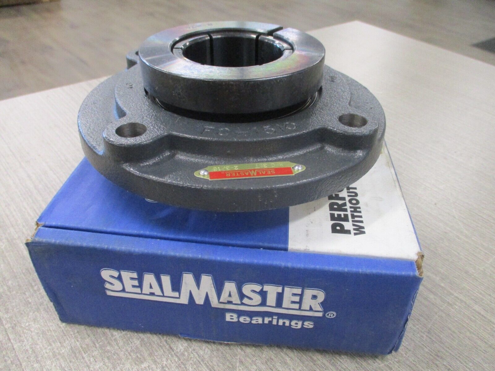 SealMaster Skwezloc Gold Line Bearing MFC-35T 2 3/16" New Surplus