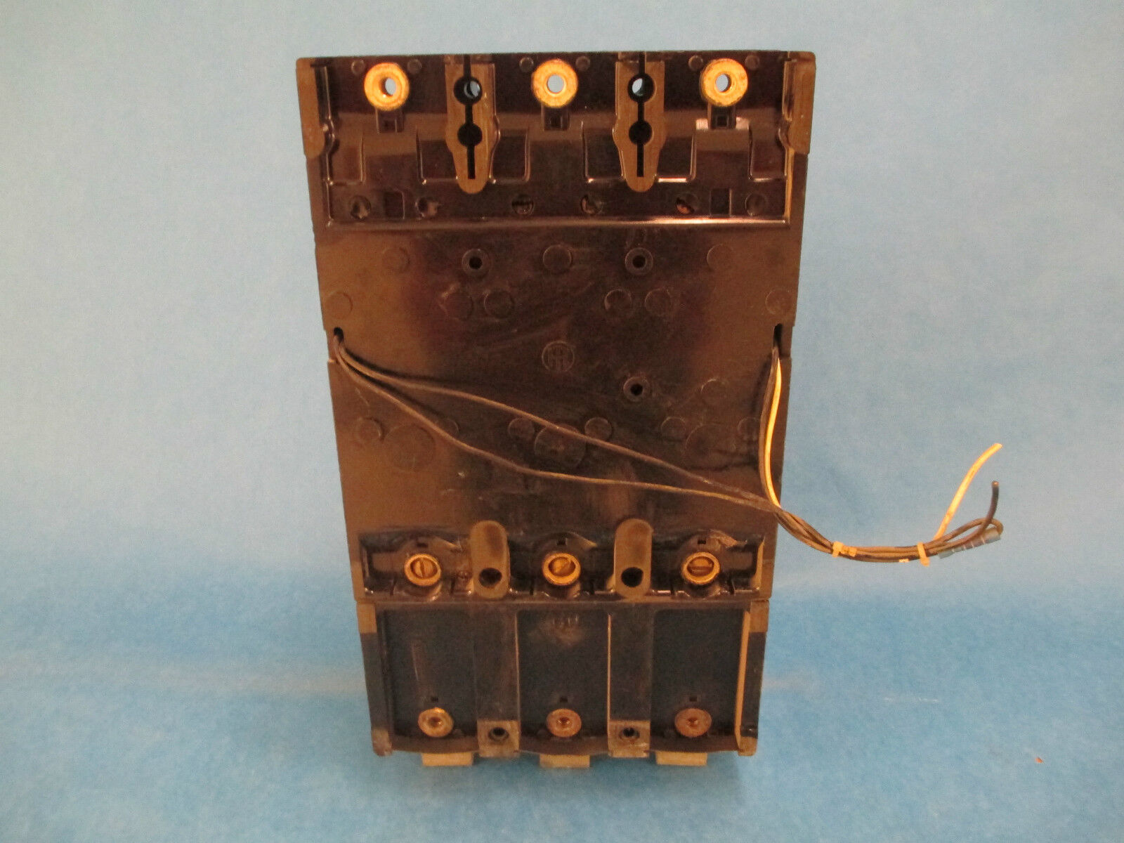 ITE Fused Circuit Breaker CJ3B400 3 Pole 400 Amp *120V Shunt* Used