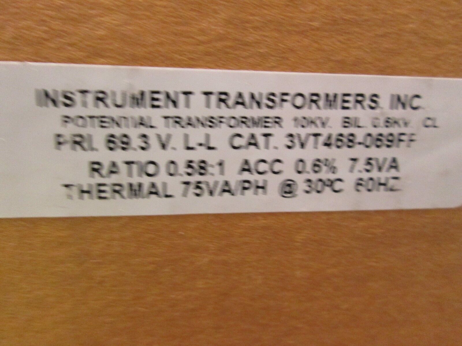 Instrument Transformers Potential Transformer 3VT468-069FF Ratio .58:1 New Surpl