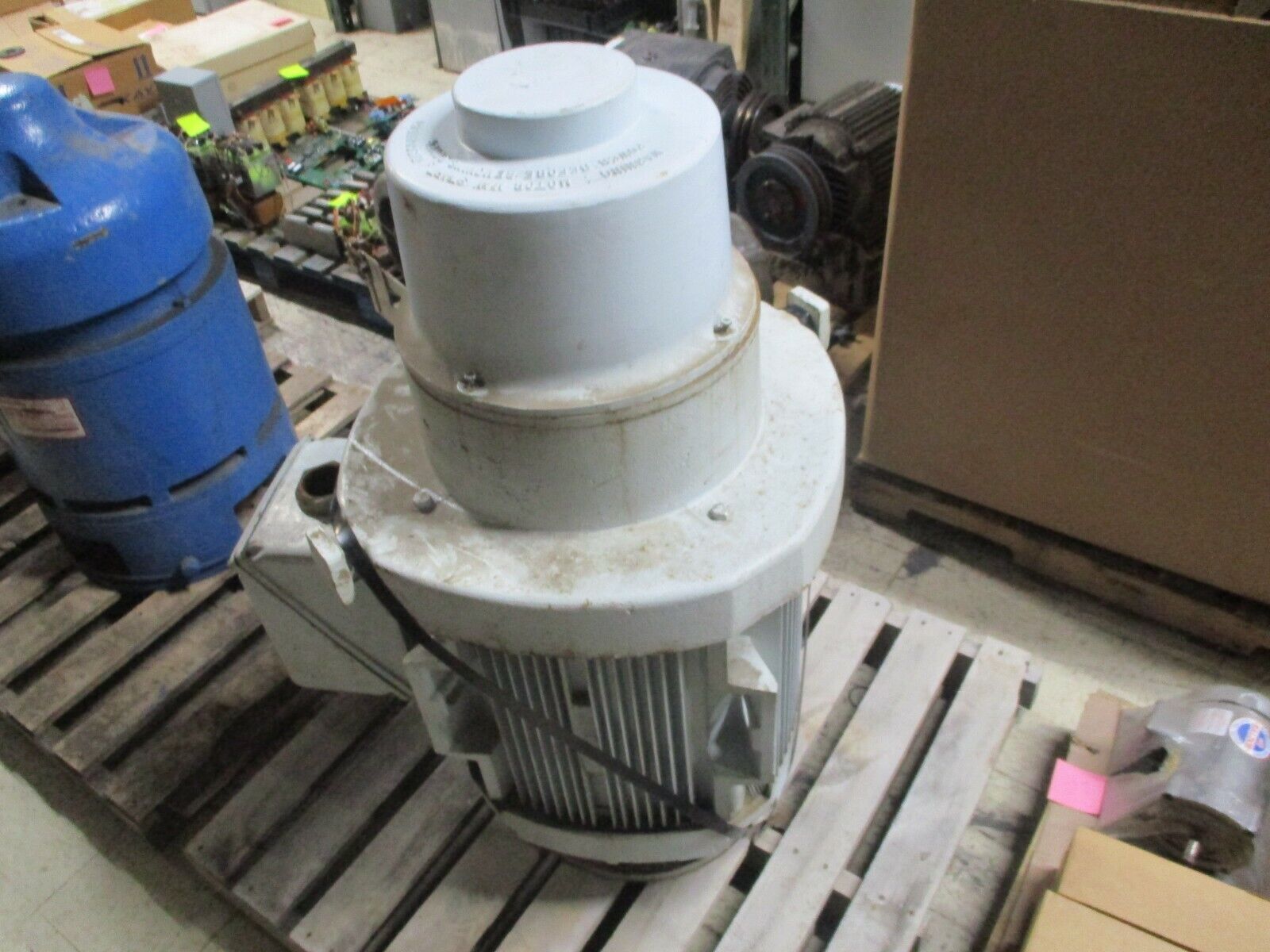 GE Vertical Mount Hollow Shaft Non-Reversing Motor 5KS404DP6005 100HP 1800RPM