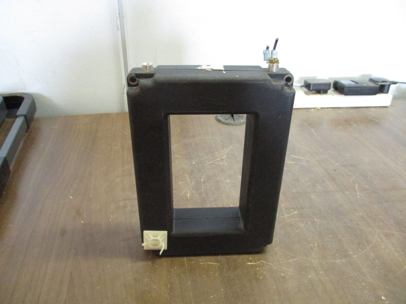 Square D MDGF/SGR Current Transformer S33579 Ratio 1000:1A 50-400Hz Used