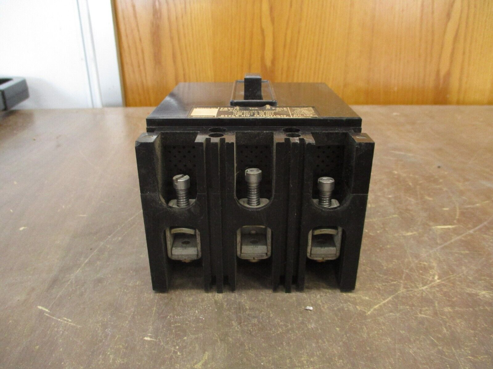 Westinghouse Circuit Breaker FB3070 70A 600V 3P Used