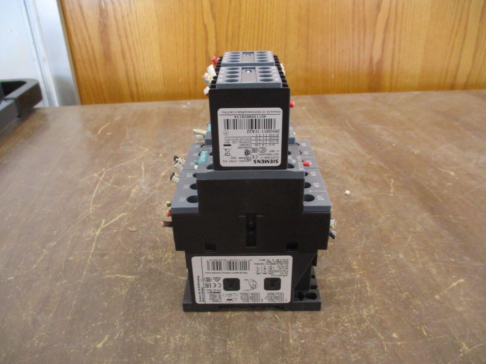 Siemens Reversing Contactor 3RT2026-1AK60 120V Coil 25A 600V Used