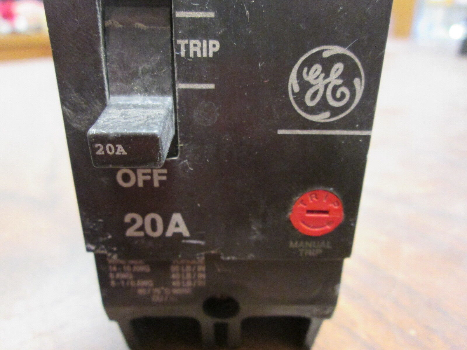 GE Circuit Breaker TEY220 20A 277/480V 2P Used