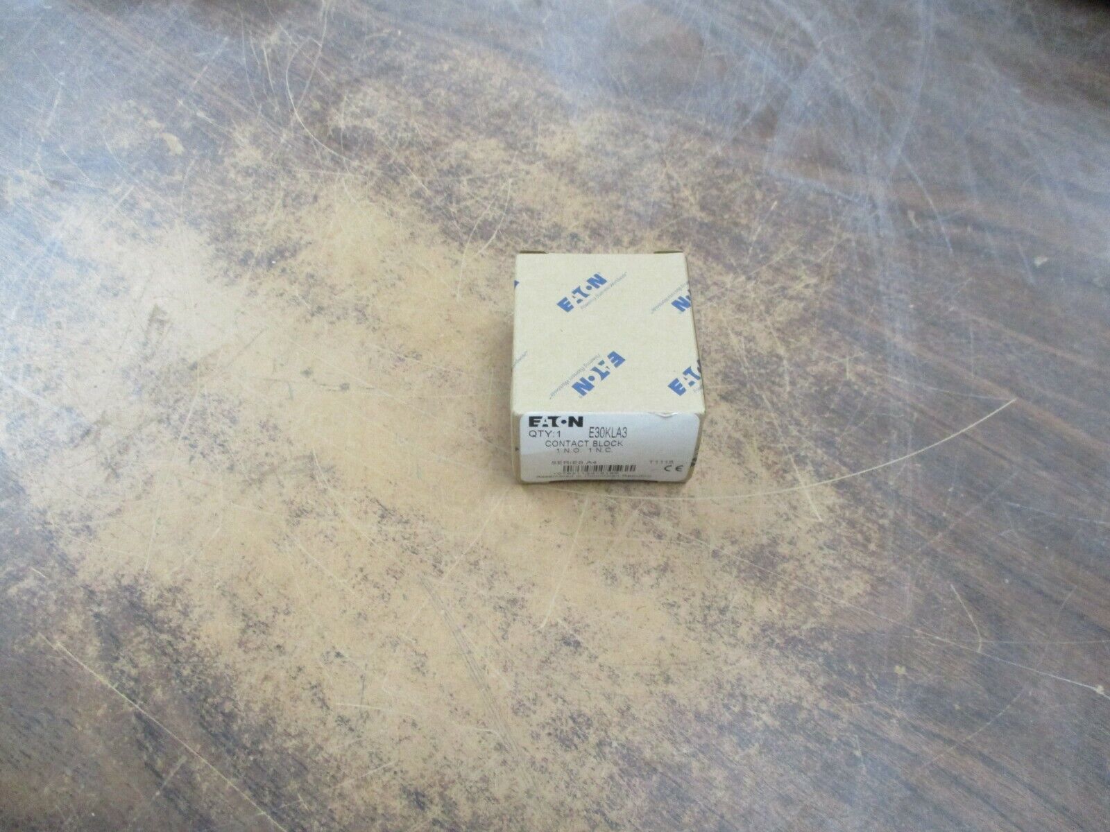 Eaton Contact Block E30KLA3 1 N.O. 1 N.C. New Surplus