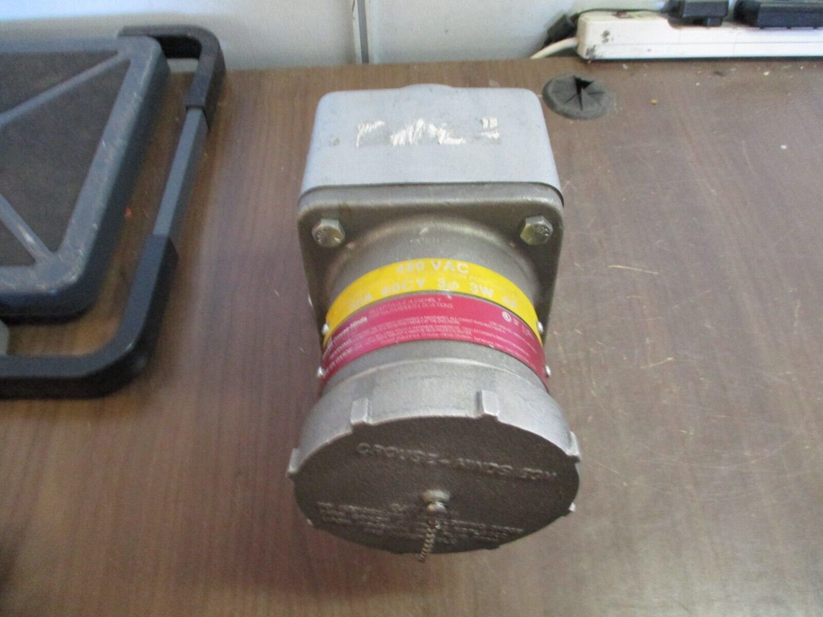 Crouse-Hinds Explosion Proof Receptacle SRD3484D 30A 480V 3W 4P Used