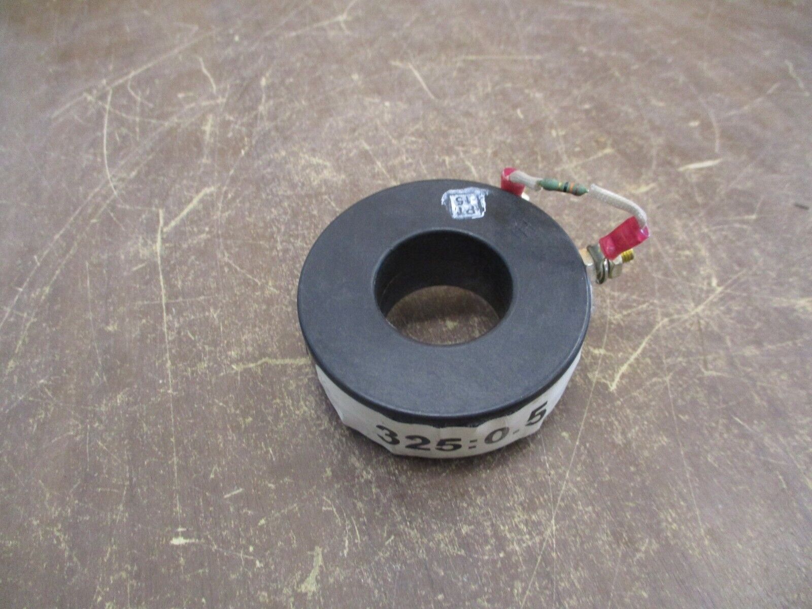 Square D Current Transformer 2NR-651-001 Ratio 325:0.5A 60Hz Used